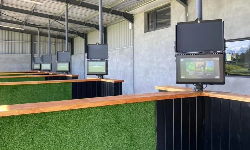 Golf technology tracking